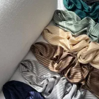 شال حریر دیپلمات