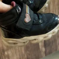 کفش بچگانه سایز ۲۱|کفش و لباس بچه|هشتگرد, شهرک دانش|دیوار