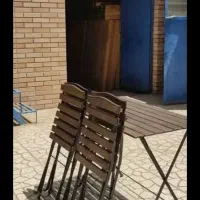 میز صندلی تاشو ـ چتر ضد آب ـ منبع آب