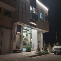 اجاره مغازه تجاری همکف و نیم طبقه روی هم صفاییه