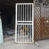 درب و پنجره آهنی دست دوم حفاظ آهنی و....|مصالح و تجهیزات ساختمان|اردبیل, |دیوار