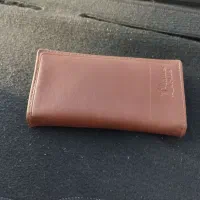 تعدادی مدارک پیدا شده