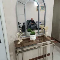 کنسول و آیینه