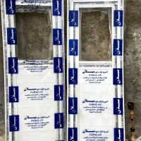 درب آلومینیومی سرویس بهداشتی