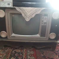 تلویزیون کمدی و قدیمی