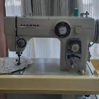 چرخ خیاطی ژانومه 672 در حد نو