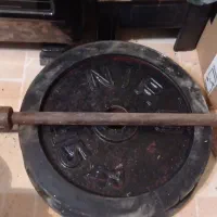 دو عدد صفحه ۱۵ کیلویی بهمراه میله