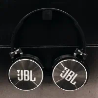 هدفون بلوتوثی