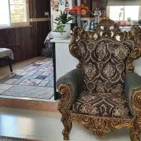 دو دست مبلمان سلطنتی 9و7 نفره همراه میزعسلی|مبلمان خانگی و میز عسلی|ماسال, |دیوار
