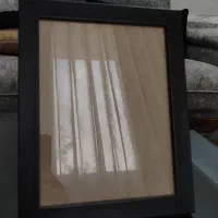 قاب عکس دور مشکی