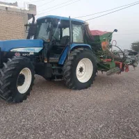 تراکتور نیوهلند کمبینات و اسکریپر