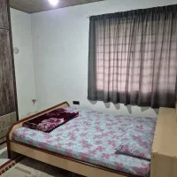 آپارتمان ۱۱۰ متری نوساز حیاط دار|اجارهٔ کوتاه‌مدت آپارتمان و سوئیت|نشتارود, |دیوار