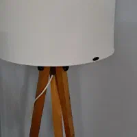 اواژور ایستاده|چراغ خواب و آباژور|گرگان, |دیوار