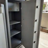 گاو صندوق ارتفاع 180cm گاوصندوق کلیدتاشو|ابزارآلات|ارومیه, |دیوار
