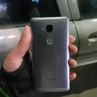 در حد نو بسیار سالم