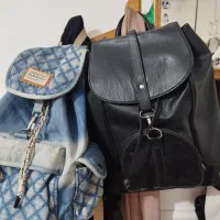دو تا کوله پشتی تمیز ۶۰۰تومان