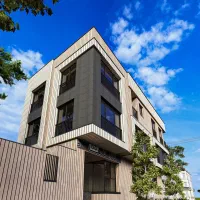 128 متر تجاری نوساز فول امکانات رهن و اجاره