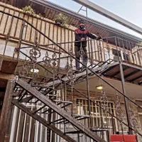 جوشکاراسکلت شیروانی شاسی کشی راویز.اسانسور نرده|خدمات پیشه و مهارت|کرج, گلشهر|دیوار