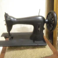 چرخ خیاطی قدیمی