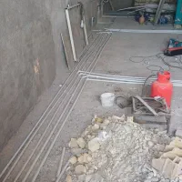 کسی لوله کش نمخواد
