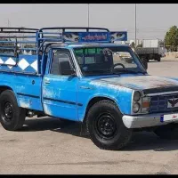 فروش وانت نیسان مدل ۸۳ دوگانه تناژ پایین