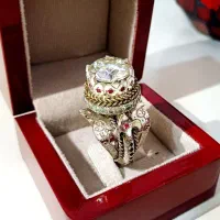 انگشتر الماس