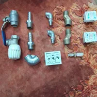تعدادی شیر آلات