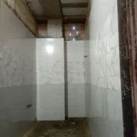 کارگر برای کاشی کاری