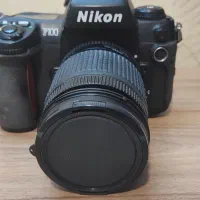 دوربین عکاسی آنالوگ Nikon F100 با لنز 28-80