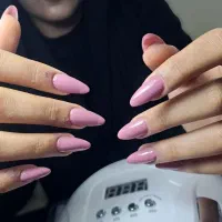 کاشت ناخن با قیمت استثنایی
