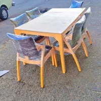 میز و صندلی ناهارخوری