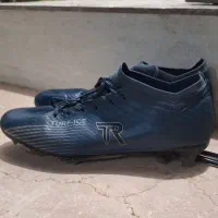 کفش فوتبالی