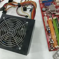 مادر برد دارای cpu و رم دو گیگابایتی با پاور و dvd|قطعات و لوازم جانبی رایانه|اهواز, ملاشیه|دیوار