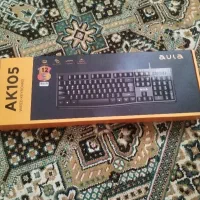 کیبورد نو باز نشده auia معاوضه هم میکنم