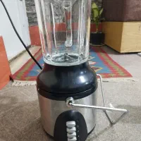 آبمیوه گیری و مخلوط کن