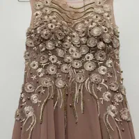 لباس مجلسی|لباس|قائن, |دیوار