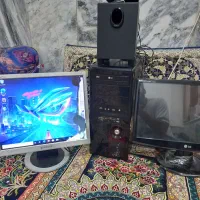 دو عدد مانیتور و اسپیکر