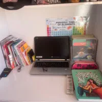 ۸ عدد میز نو|میز تحریر و کامپیوتر|ایلام, |دیوار