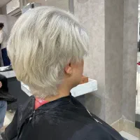 رنگ و لایت|خدمات آرایشگری و زیبایی|شلمان, |دیوار