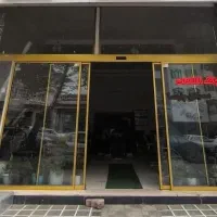 فروش یک باب ملک 18 متری تجاری در خیابان ولیعصر