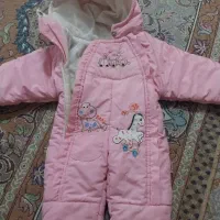 ۴عدد کاپشن دخترانه، تک یا با هم یکی اهدا میشود|لباس|رشت, کوی قدس|دیوار