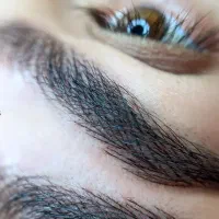 خدمات آرایش دائم فیبروز شیدینگ(رفع کبودی) بن مژه