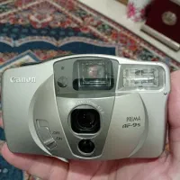 دوربین عکاسی در حد نو