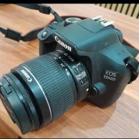 دوربین کانن ۱۳۰۰d کم کار بدون نقطه