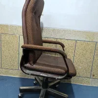 صندلی چرخ دار|صندلی و نیمکت|فلاورجان, |دیوار