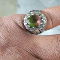 الکساندریت بالای هفت رنگ اصلی  خاص پسند