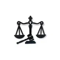 وکیل دادگستری و مشاور حقوقی