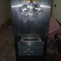 دستگاه بستنی