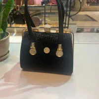 کیف زنانه|کیف، کفش، کمربند|لاهیجان, شیشه گران|دیوار