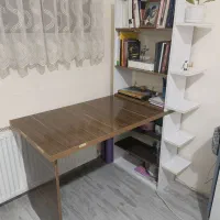 میز تحریر کتابخانه دار